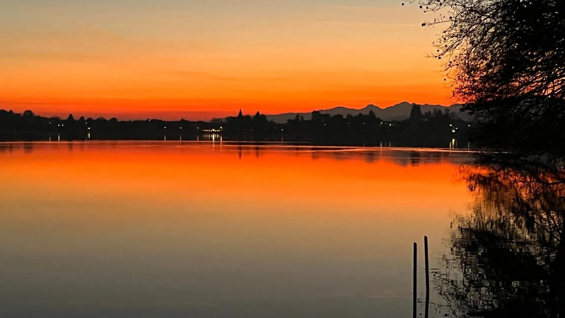 Villa Am See In Bella Italia Travedona Италия