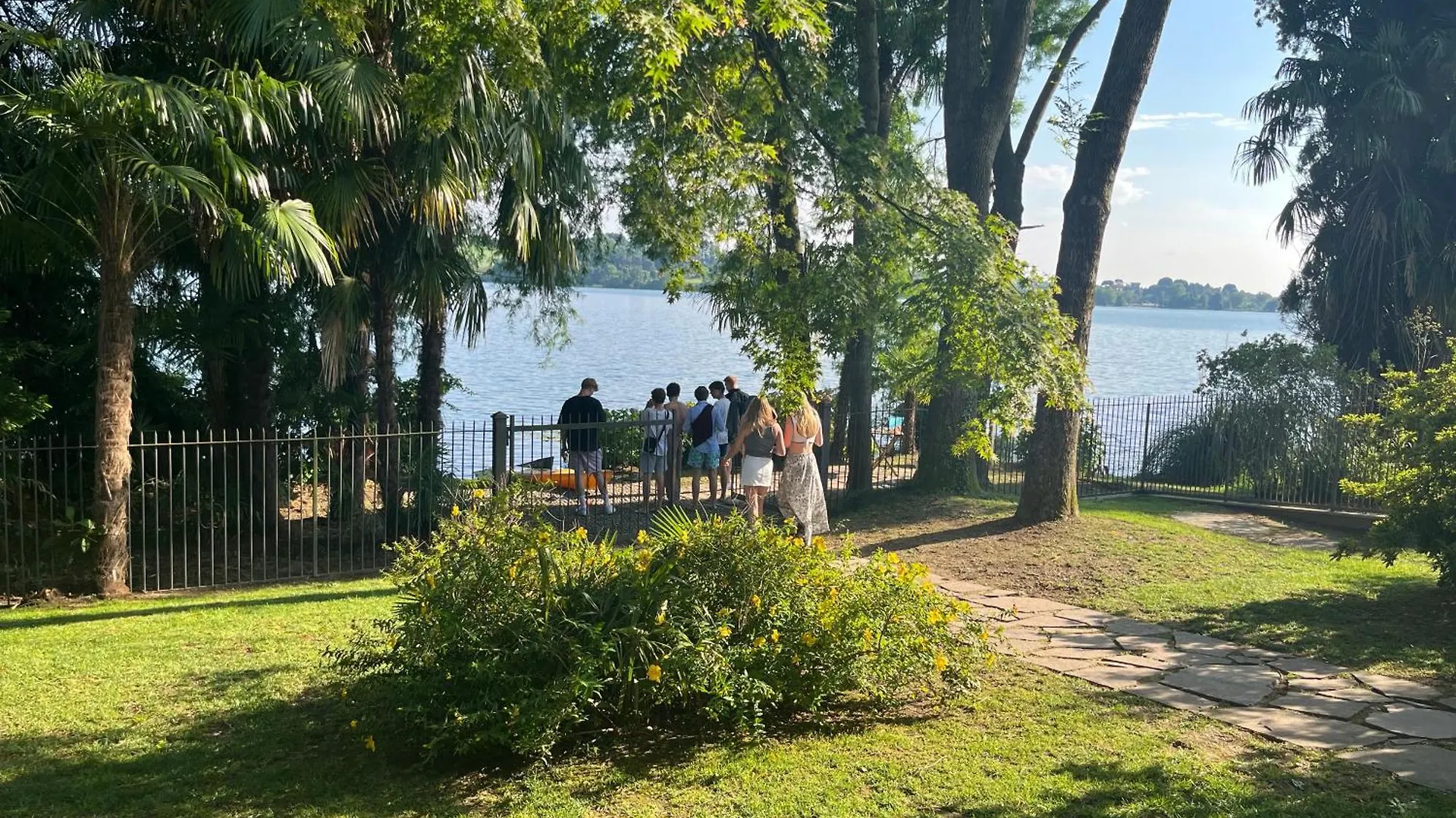 Villa Am See In Bella Italia Travedona