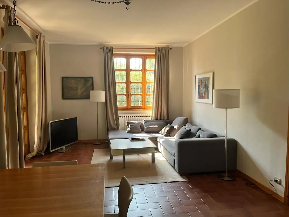 Villa Haus Am See In Bella Italia Travedona